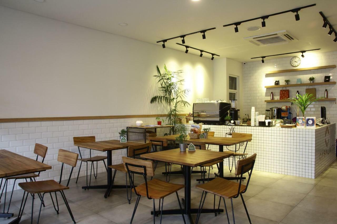 Hotel Casa Living Senayan à Jakarta Extérieur photo